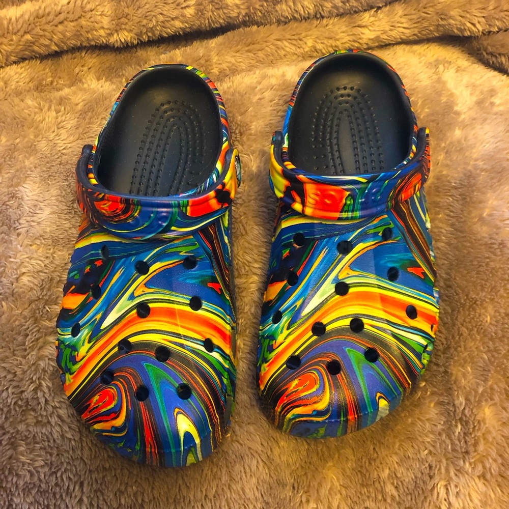 Crocs - Like New!